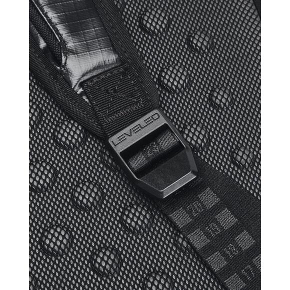 NWT! Under Armour UA Summit Small Backpack in Black - One Size Fits Most - Picture 4 of 13